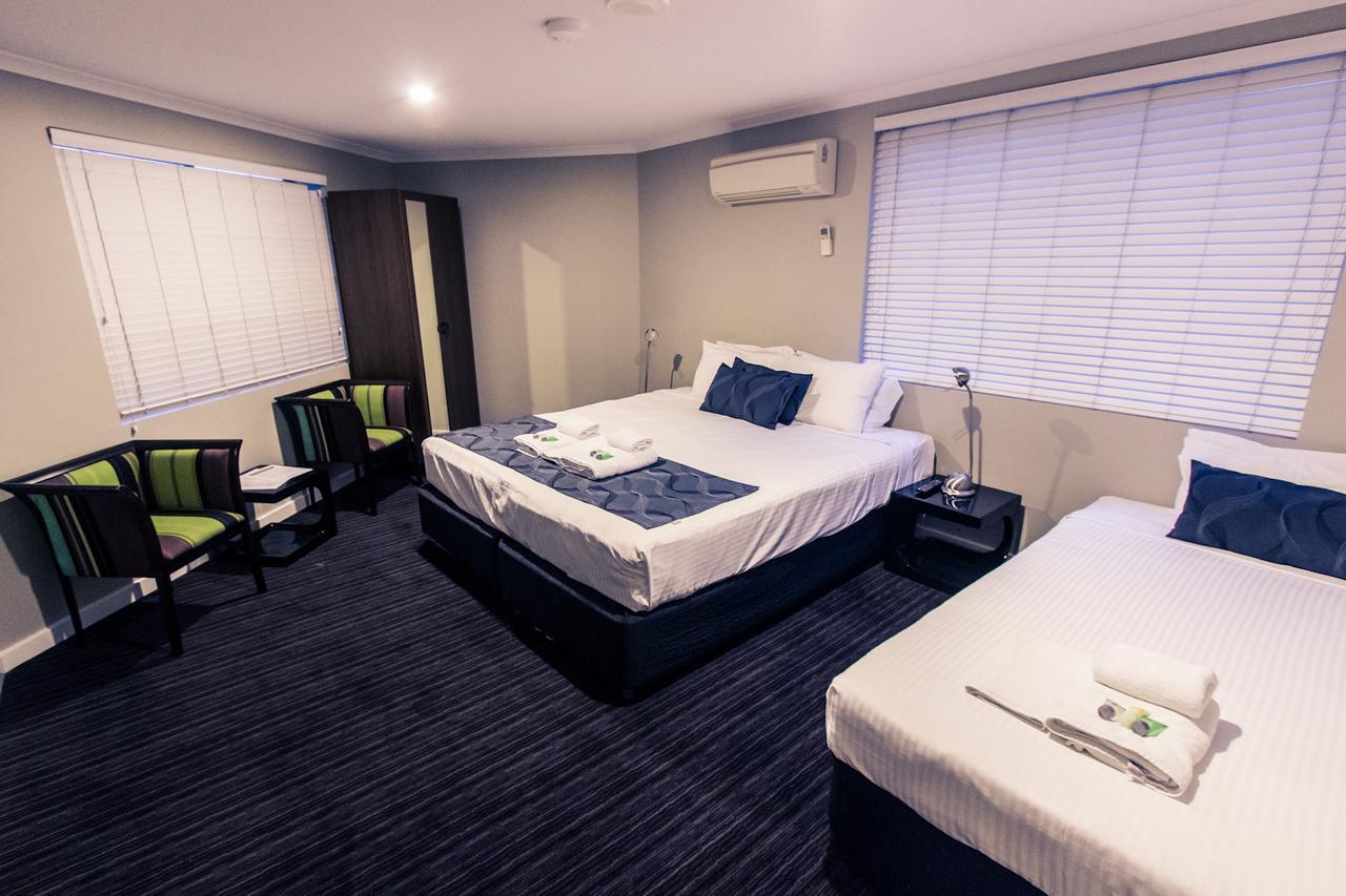 The Premier Hotel Broadmeadow Newcastle Bagian luar foto