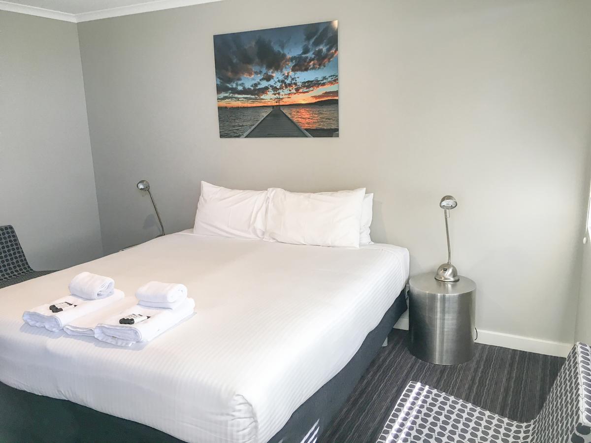 The Premier Hotel Broadmeadow Newcastle Bagian luar foto