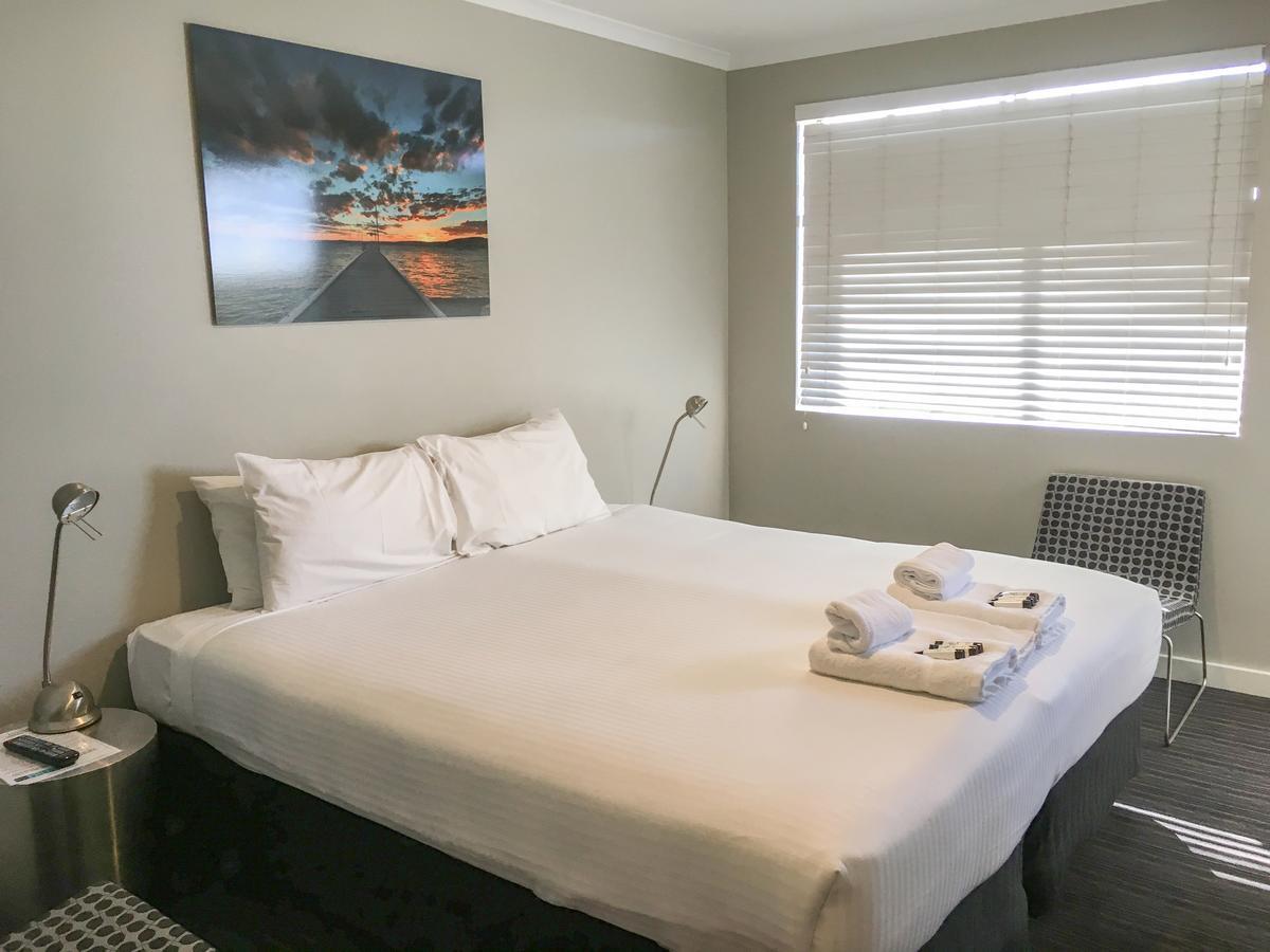 The Premier Hotel Broadmeadow Newcastle Bagian luar foto