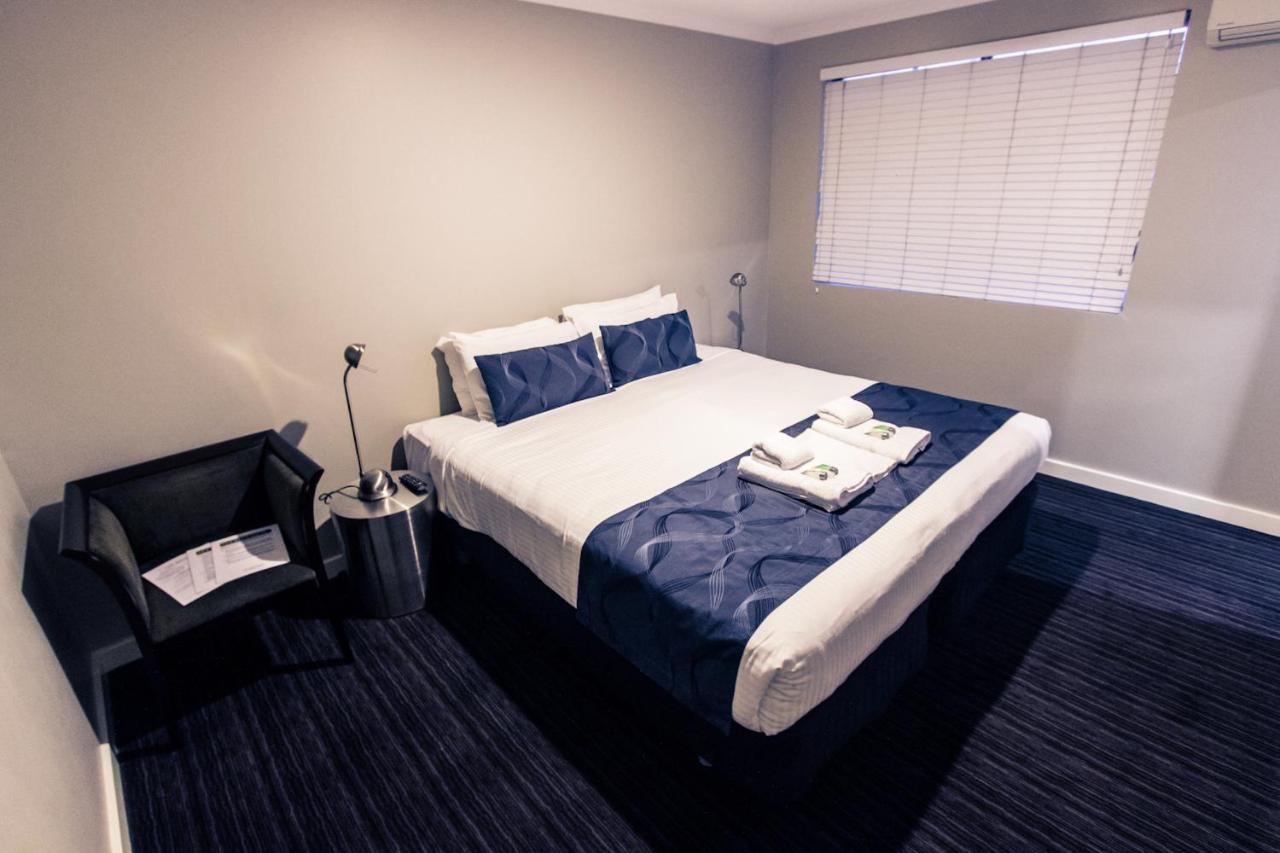 The Premier Hotel Broadmeadow Newcastle Bagian luar foto